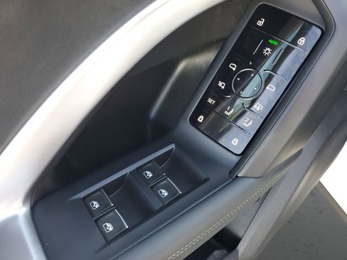 Used 2025 Audi Q5 2.0T Premium w/ Convenience Package image 22