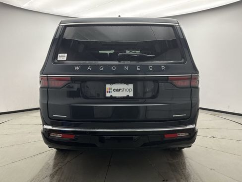Used 2023 Jeep Wagoneer Series II w/ Premium Group I image 4