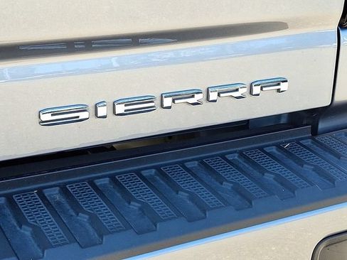 Used 2024 GMC Sierra 2500 Denali AWD/4WD image 25