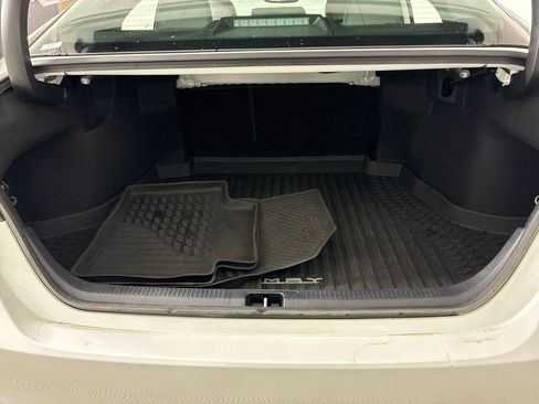 Used 2022 Toyota Camry XLE image 26