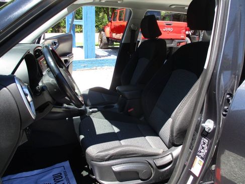 Used 2021 Kia Soul GT-Line FWD image 22