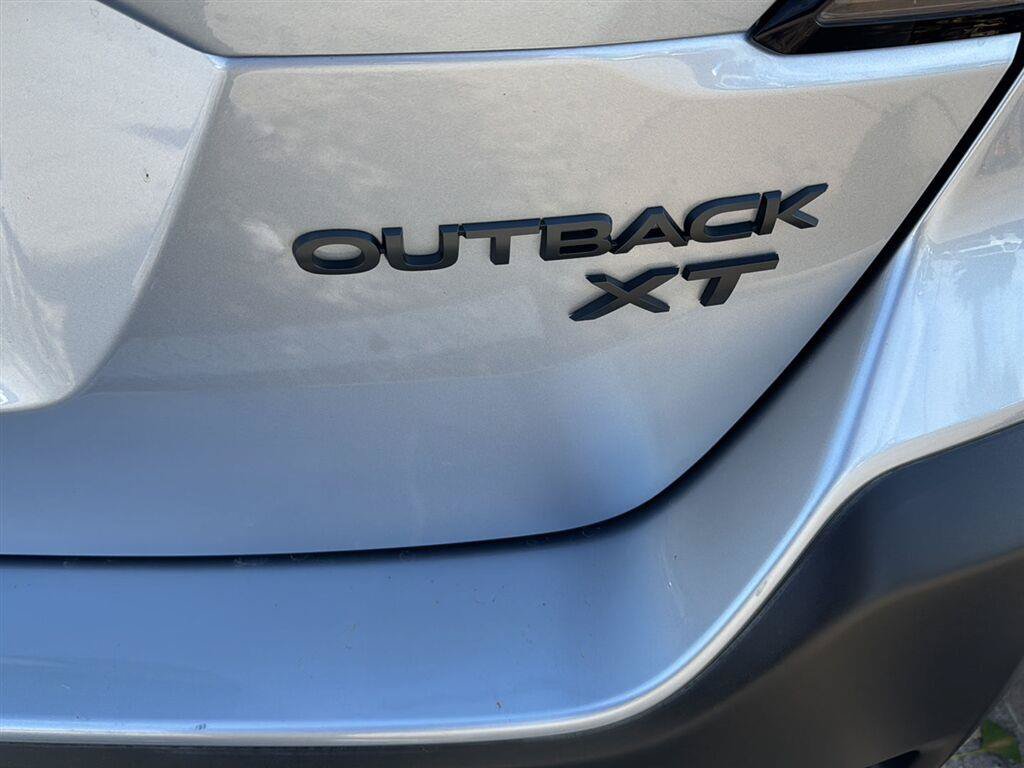 Used 2023 Subaru Outback Onyx Edition XT AWD/4WD image 13