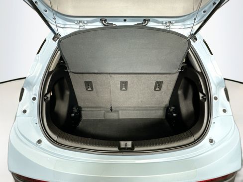 Used 2022 Chevrolet Bolt LT image 27