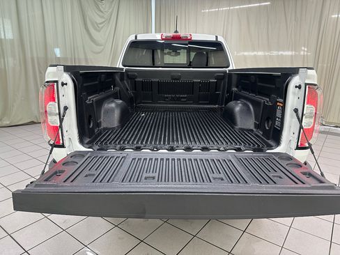 Used 2022 GMC Canyon Elevation RWD image 8