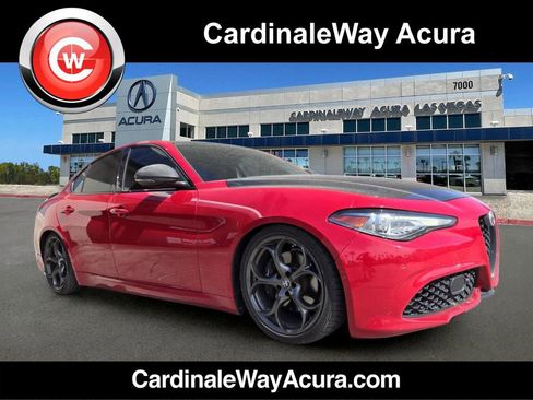 Used 2018 Alfa Romeo Giulia Ti Sport w/ Quick Order Package 22U Sport RWD image 1