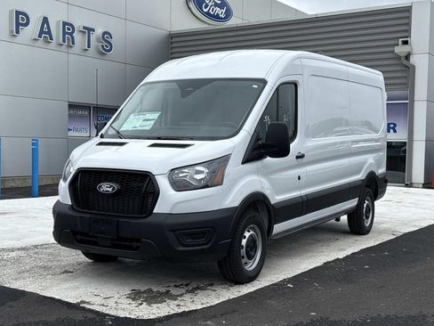 New 2026 Ford Transit 250 148 Medium Roof w/ Load Area Protection Package RWD image 7
