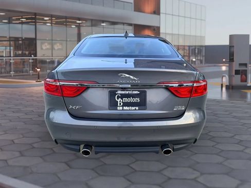 Used 2016 Jaguar XF Prestige AWD/4WD image 5