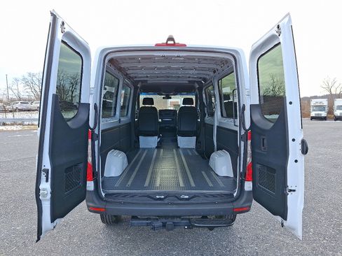New 2025 Mercedes-Benz Sprinter 2500 image 8