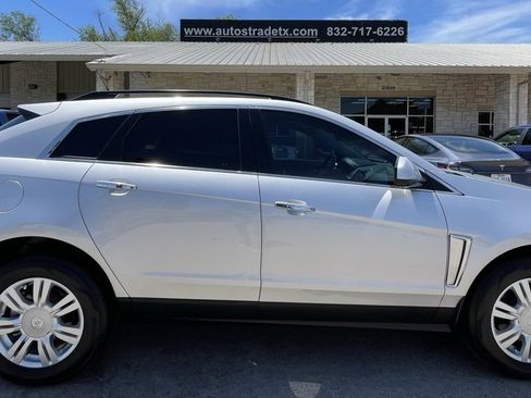 Used 2013 Cadillac SRX FWD image 8