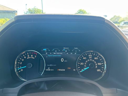 Used 2018 Ford F150 King Ranch w/ Equipment Group 601A Luxury AWD/4WD image 19
