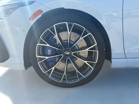 New 2026 Volkswagen Golf 2.0T DSG image 11