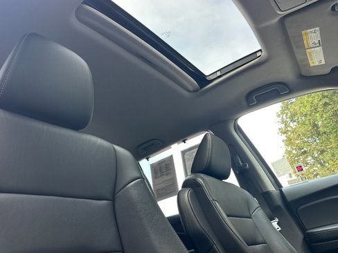 Used 2022 Honda Pilot Special Edition image 14