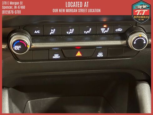 Used 2022 MAZDA MAZDA3 Sedan image 42