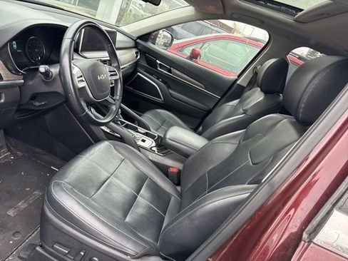 Used 2022 Kia Telluride EX w/ EX Premium Package image 10