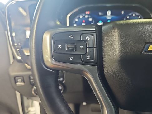 Used 2024 Chevrolet Silverado 1500 LT AWD/4WD image 16