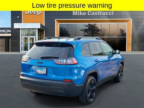 Used 2020 Jeep Cherokee Latitude Plus AWD/4WD image 4