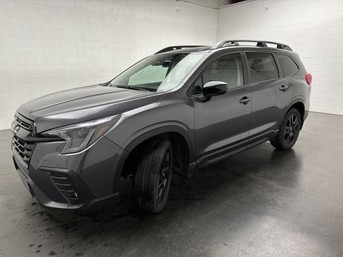 Certified 2025 Subaru Ascent Onyx Edition image 4