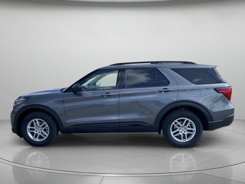 Used 2026 Ford Explorer Active RWD image 5