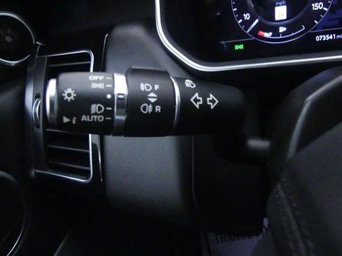 Used 2020 Land Rover Range Rover Sport HST image 18