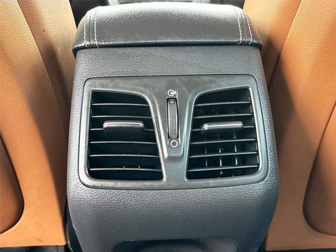 Used 2015 Hyundai Sonata Limited w/ Option Group 05 FWD image 27