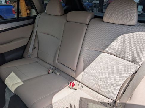 Used 2015 Subaru Outback 2.5i Premium AWD/4WD image 7