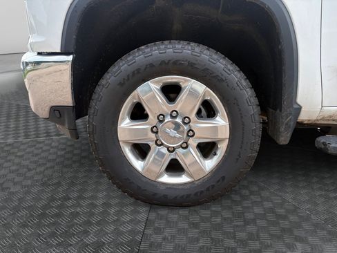 Certified 2020 Chevrolet Silverado 3500 LTZ w/ LTZ Plus Package AWD/4WD image 14