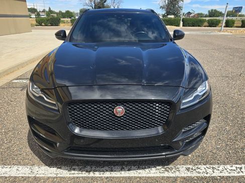 Used 2017 Jaguar F-PACE Prestige image 10