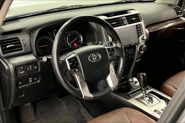 Used 2023 Toyota 4Runner Limited AWD/4WD image 14