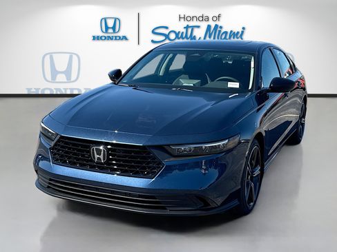 Certified 2026 Honda Accord SE image 3
