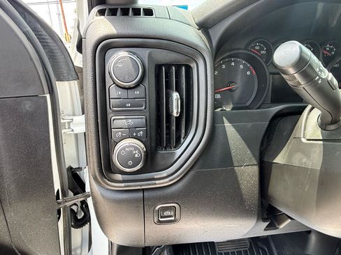 Used 2022 Chevrolet Silverado 2500 W/T w/ WT Fleet Convenience Package AWD/4WD image 25