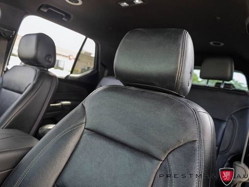 Used 2022 Chevrolet Traverse LT FWD image 23