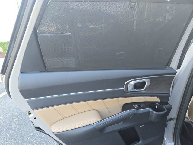 Used 2024 Kia Sorento SX Prestige w/ Olive Brown Leather Package AWD/4WD image 15
