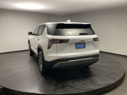 New 2026 Chevrolet Equinox LT w/ LPO, Floor Liner Package FWD image 5