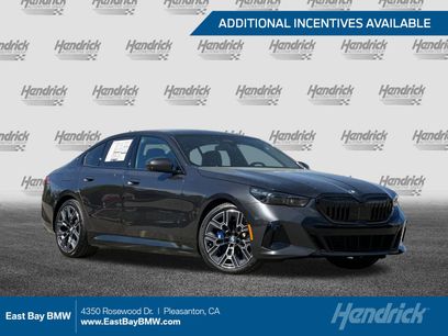 New 2026 BMW 550e xDrive w/ Premium Package