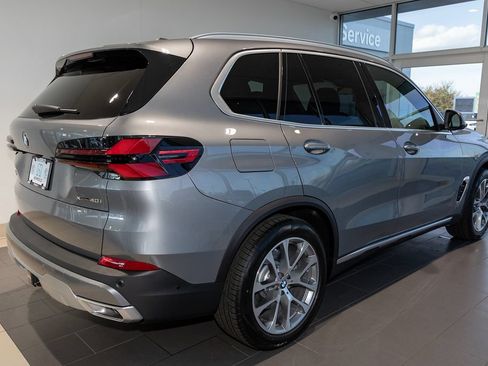 Used 2026 BMW X5 xDrive40i AWD/4WD image 5