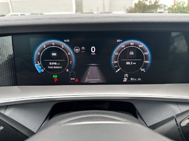 Certified 2025 Volkswagen Tiguan SE AWD/4WD image 20