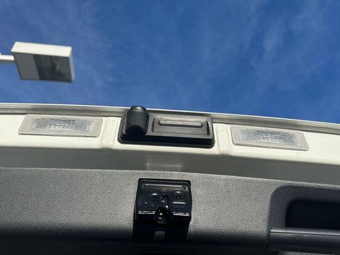 Used 2025 Kia Soul LX w/ LX Technology Package image 24