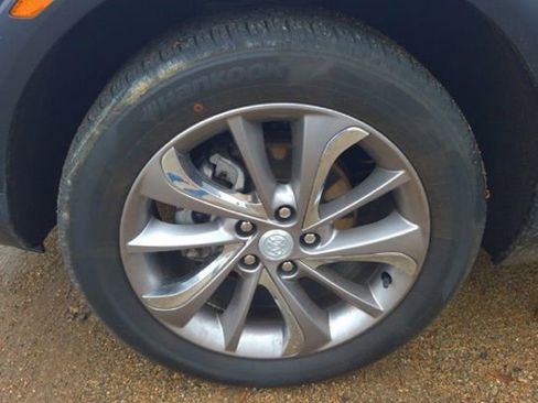 Used 2023 Buick Encore GX Essence w/ Experience Buick Package image 8