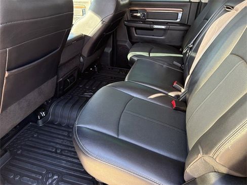 Used 2018 RAM 2500 Laramie image 17