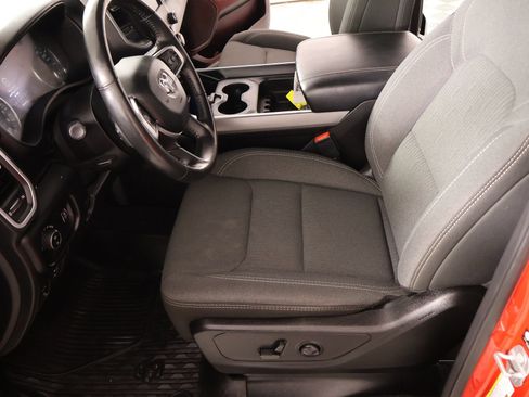 Used 2022 RAM 1500 Big Horn AWD/4WD image 11