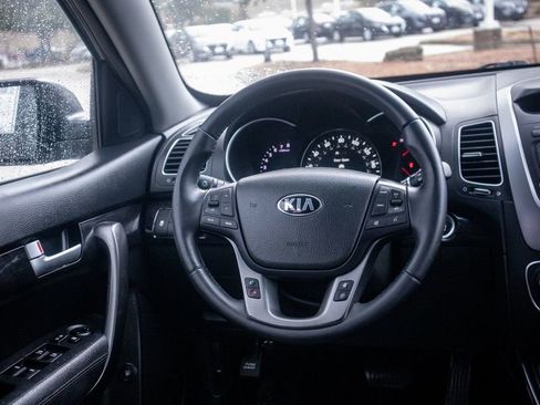 Used 2015 Kia Sorento EX image 23