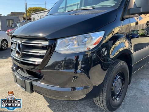 Used 2024 Mercedes-Benz Sprinter 2500 image 67