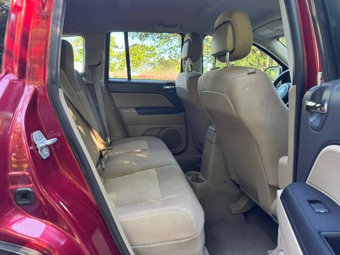 Used 2012 Jeep Compass Sport FWD image 15