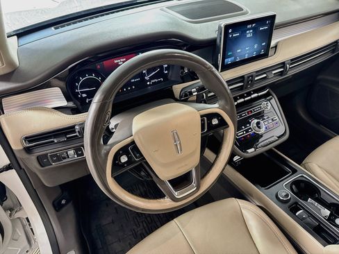 Used 2022 Lincoln Corsair AWD w/ Equipment Group 101A image 23