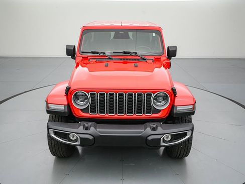 Used 2025 Jeep Wrangler Unlimited Sahara w/ Safety Group AWD/4WD image 9