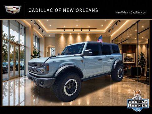 Used 2023 Ford Bronco Badlands w/ Sasquatch Package AWD/4WD image 8