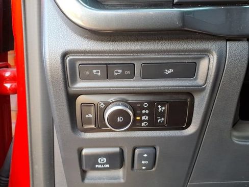 Used 2023 Ford F150 4x4 SuperCrew image 13