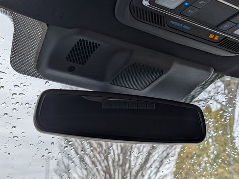 Used 2023 Ford F350 Lariat w/ FX4 Off-Road Package image 31