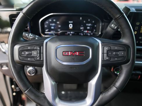 Used 2025 GMC Sierra 1500 SLT AWD/4WD image 15