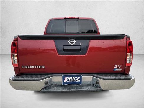 Used 2019 Nissan Frontier SV image 6